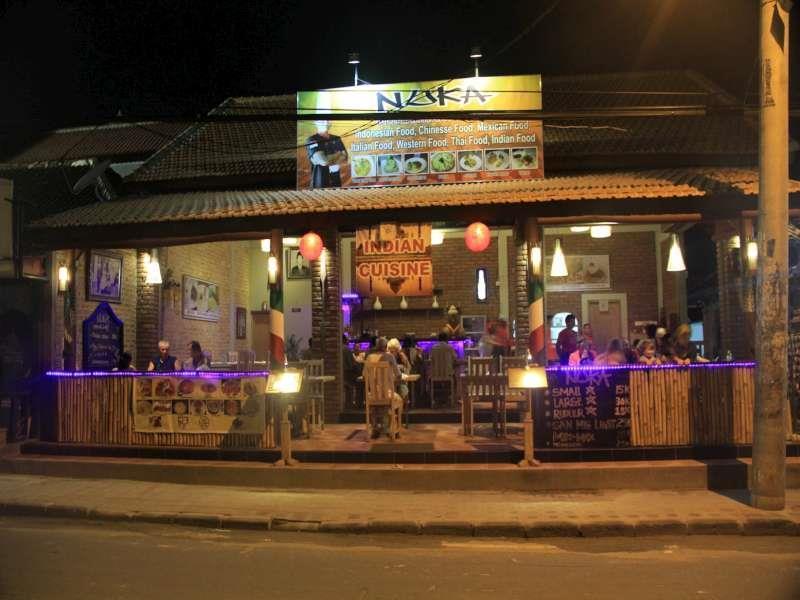 Nuka Beach Inn Кута Экстерьер фото
