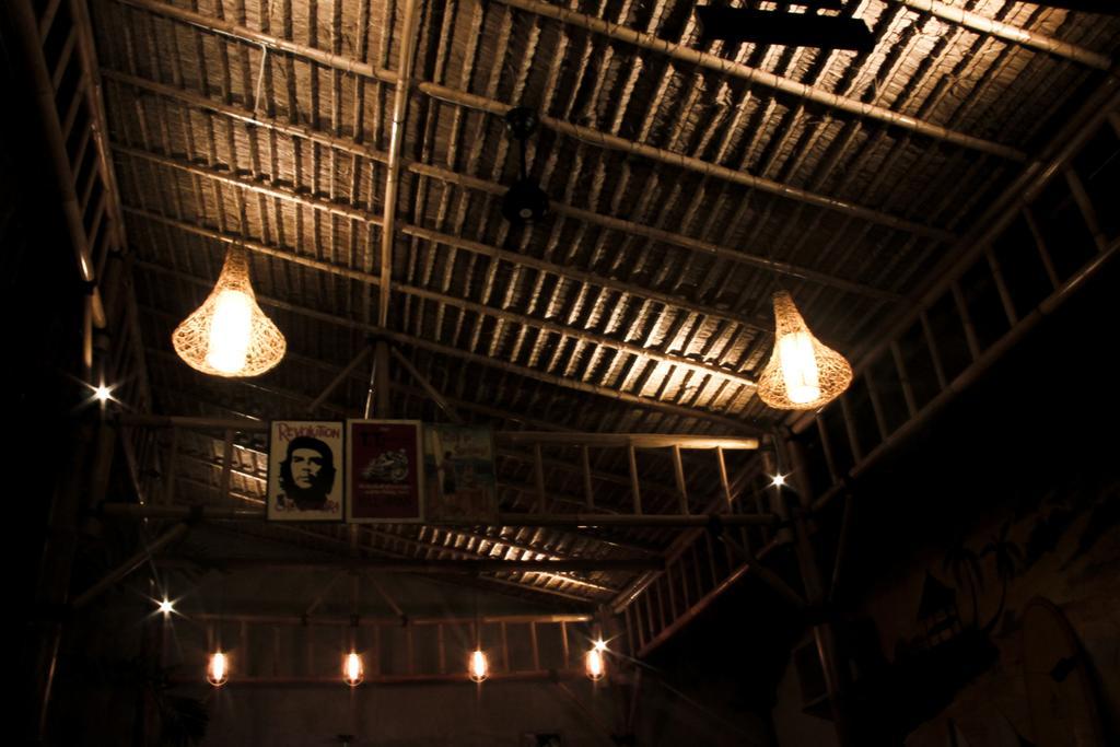 Nuka Beach Inn Кута Экстерьер фото